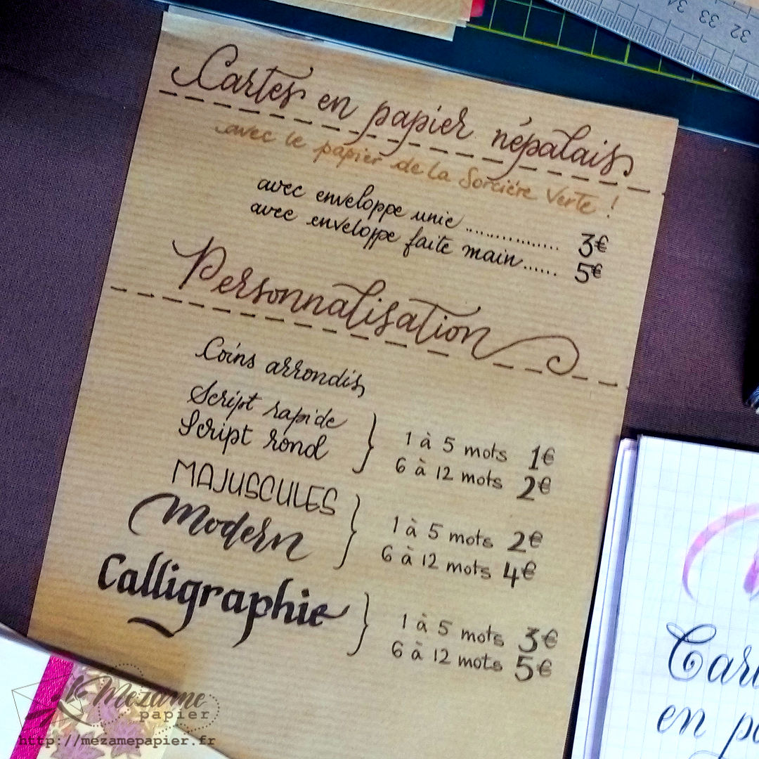 Calligraphie latine, personnalisation sur place